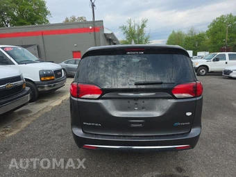 2017 Chrysler Pacifica Hybrid Touring Plus 121.6" WB – miniatura 5