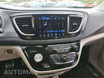 2017 Chrysler Pacifica Hybrid Touring Plus 121.6" WB - miniatura 10