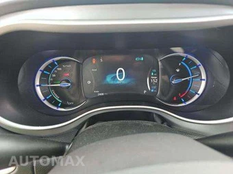 2017 Chrysler Pacifica Hybrid Touring Plus 121.6" WB - miniatura 9