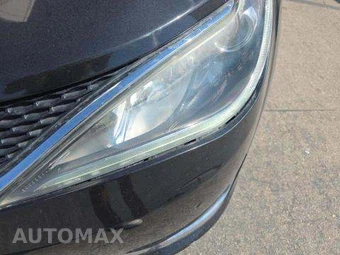 2017 Chrysler Pacifica Limited 121.6" WB – miniatura 22