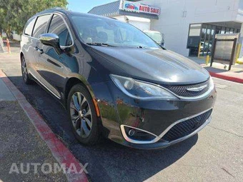 2017 Chrysler Pacifica Limited 121.6" WB – miniatura 4