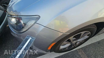 2017 Chrysler Pacifica Limited 121.6" WB – miniatura 26