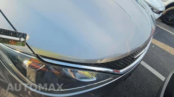 2017 Chrysler Pacifica Limited 121.6" WB – miniatura 28