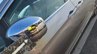 2017 Chrysler Pacifica Limited 121.6" WB – miniatura 33