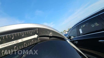 2017 Chrysler Pacifica Limited 121.6" WB – miniatura 39