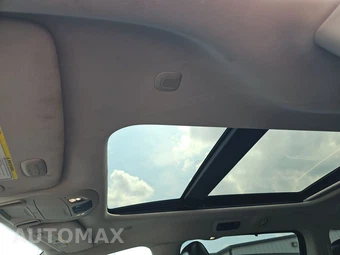 2017 Chrysler Pacifica Limited 121.6" WB – miniatura 18