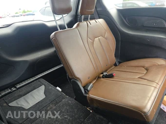 2017 Chrysler Pacifica Limited 121.6" WB – miniatura 14