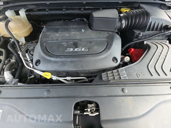 2017 Chrysler Pacifica Limited 121.6" WB – miniatura 16