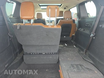 2017 Chrysler Pacifica Limited 121.6" WB – miniatura 17
