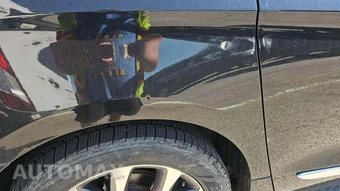 2017 Chrysler Pacifica Limited 121.6" WB – miniatura 23