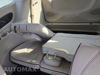 2017 Chrysler Pacifica Limited 121.6" WB - miniatura 14
