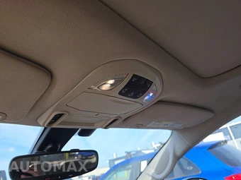 2017 Chrysler Pacifica Limited 121.6" WB - miniatura 19