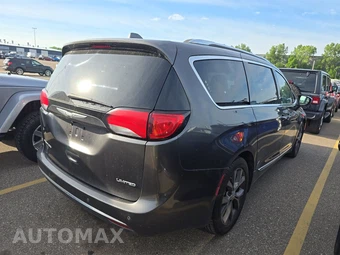 2017 Chrysler Pacifica Limited 121.6" WB - miniatura 4