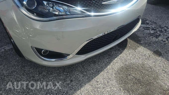 2017 Chrysler Pacifica Limited 121.6" WB – miniatura 19
