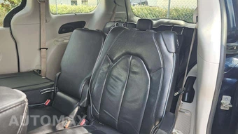 2017 Chrysler Pacifica Limited 121.6" WB - miniatura 20