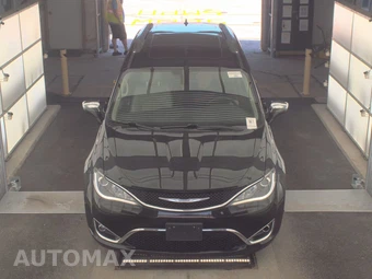 2017 Chrysler Pacifica Limited 121.6" WB – miniatura 2