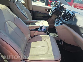 2017 Chrysler Pacifica Limited 121.6" WB – miniatura 8
