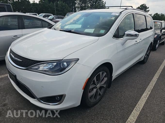 2017 Chrysler Pacifica Limited 121.6" WB