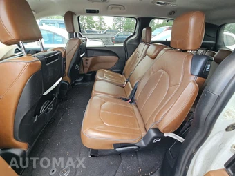 2017 Chrysler Pacifica Limited 121.6" WB – miniatura 13