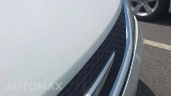 2017 Chrysler Pacifica Limited 121.6" WB – miniatura 20