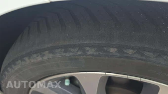 2017 Chrysler Pacifica Limited 121.6" WB – miniatura 22