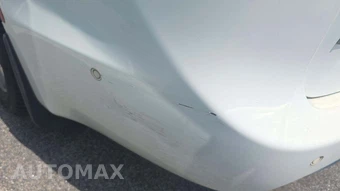 2017 Chrysler Pacifica Limited 121.6" WB – miniatura 26