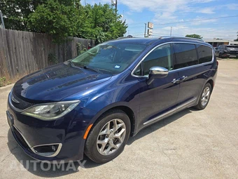 2017 Chrysler Pacifica Limited 121.6" WB
