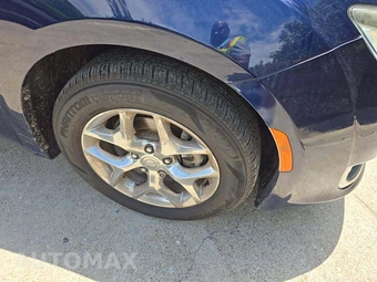 2017 Chrysler Pacifica Limited 121.6" WB – miniatura 32