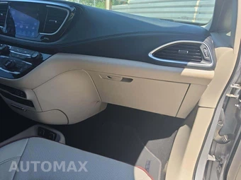 2017 Chrysler Pacifica Limited 121.6" WB – miniatura 20