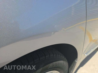 2017 Chrysler Pacifica Limited 121.6" WB – miniatura 29
