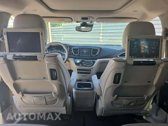 2017 Chrysler Pacifica Limited 121.6" WB – miniatura 34