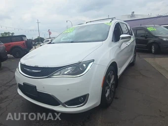 2017 Chrysler Pacifica Limited 121.6" WB