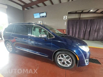2017 Chrysler Pacifica Limited 121.6" WB – miniatura 3