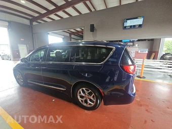 2017 Chrysler Pacifica Limited 121.6" WB – miniatura 6