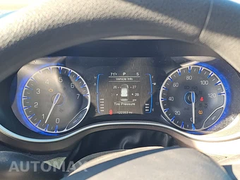 2017 Chrysler Pacifica LX 121.6" WB – miniatura 12