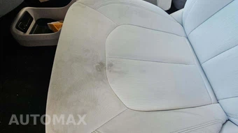 2017 Chrysler Pacifica LX 121.6" WB – miniatura 32