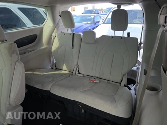 2017 Chrysler Pacifica LX 121.6" WB – miniatura 14