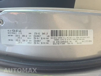 2017 Chrysler Pacifica LX 121.6" WB – miniatura 15