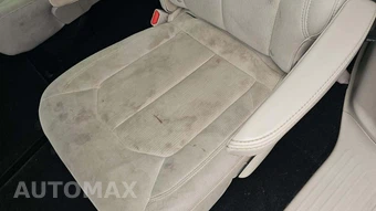 2017 Chrysler Pacifica LX 121.6" WB – miniatura 36