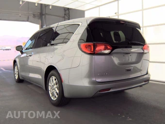 2017 Chrysler Pacifica LX 121.6" WB – miniatura 6