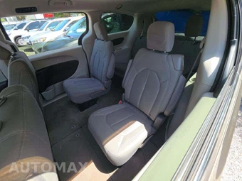 2017 Chrysler Pacifica LX 121.6" WB - miniatura 13