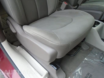 2017 Chrysler Pacifica LX 121.6" WB - miniatura 43