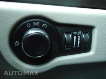 2017 Chrysler Pacifica LX 121.6" WB - miniatura 62