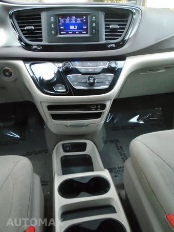 2017 Chrysler Pacifica LX 121.6" WB - miniatura 71