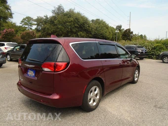 2017 Chrysler Pacifica LX 121.6" WB - miniatura 8