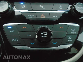 2017 Chrysler Pacifica LX 121.6" WB - miniatura 84