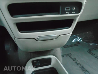 2017 Chrysler Pacifica LX 121.6" WB - miniatura 85