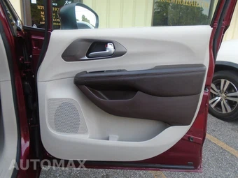 2017 Chrysler Pacifica LX 121.6" WB - miniatura 91