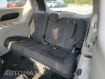2017 Chrysler Pacifica Touring 121.6" WB – miniatura 14