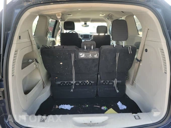 2017 Chrysler Pacifica Touring 121.6" WB – miniatura 17